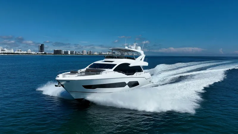 Slide: The Image of Sunseeker 76 Yacht 2018 - 5661052