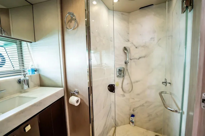 Slide: The Image of Sunseeker 76 Yacht 2018 - 5661116