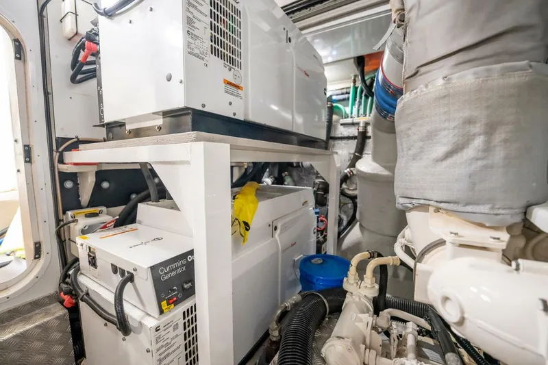 Slide: The Image of Sunseeker 76 Yacht 2018 - 5661129