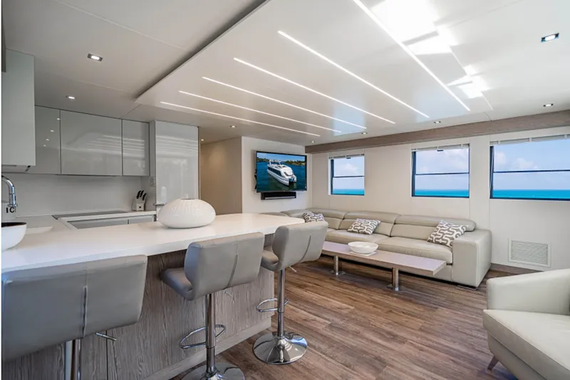 Slide: The Image of 2017 Overblue 58 Powercat - 5653194