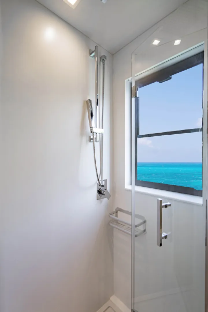 Slide: The Image of 2017 Overblue 58 Powercat - 5653221