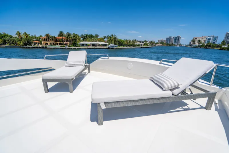 Slide: The Image of 2017 Overblue 58 Powercat - 5653229