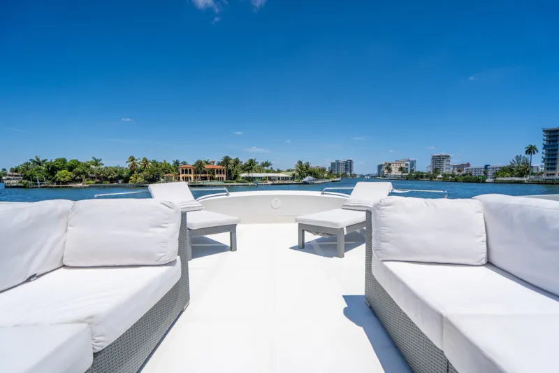 Slide: The Image of 2017 Overblue 58 Powercat - 5653231