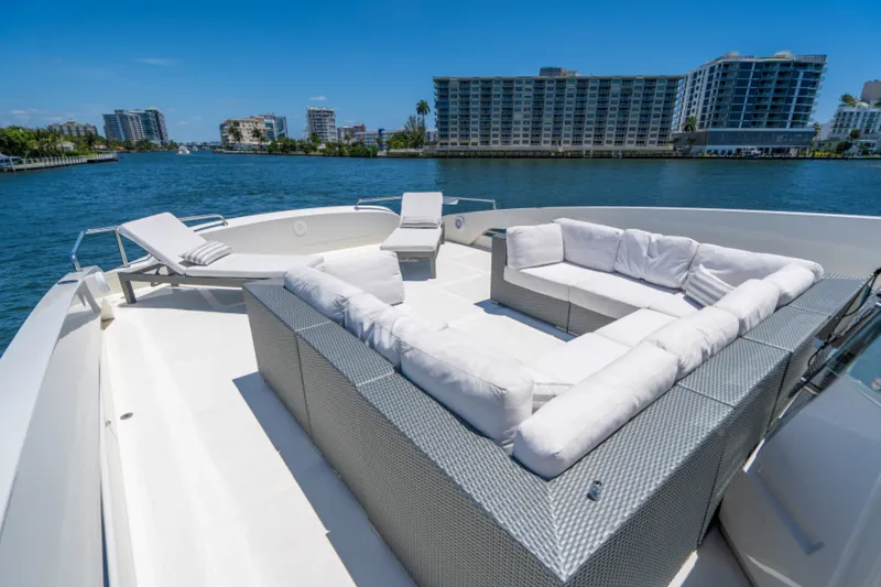 Slide: The Image of 2017 Overblue 58 Powercat - 5653232