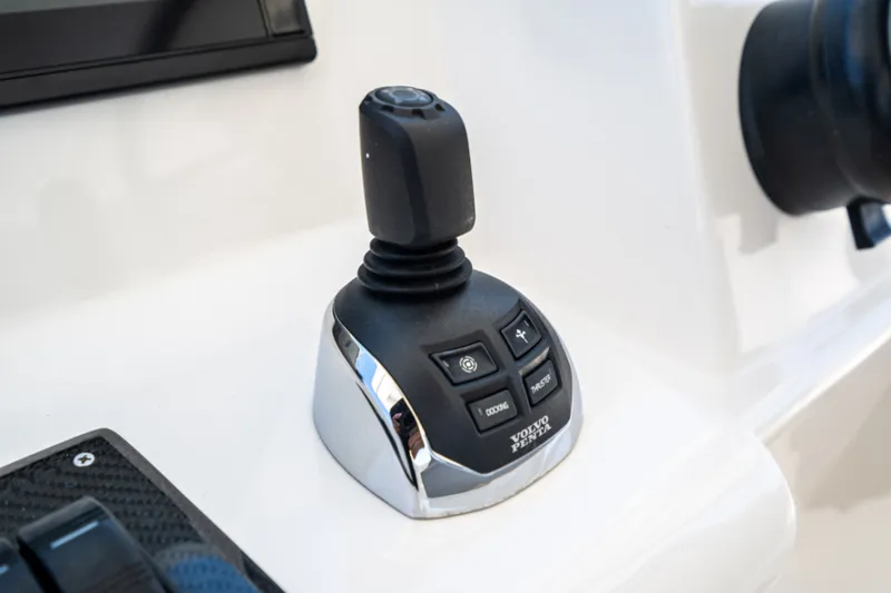 Slide: The Image of 2017 Overblue 58 Powercat - 5653247