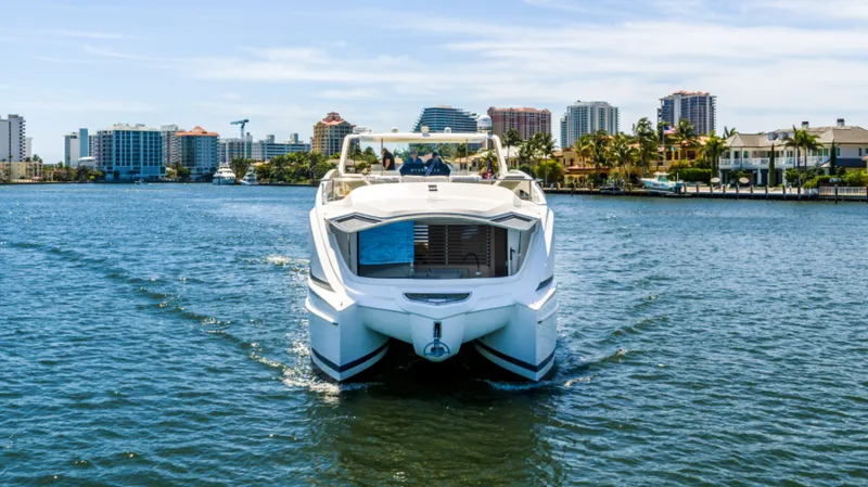 Slide: The Image of 2017 Overblue 58 Powercat - 5653254