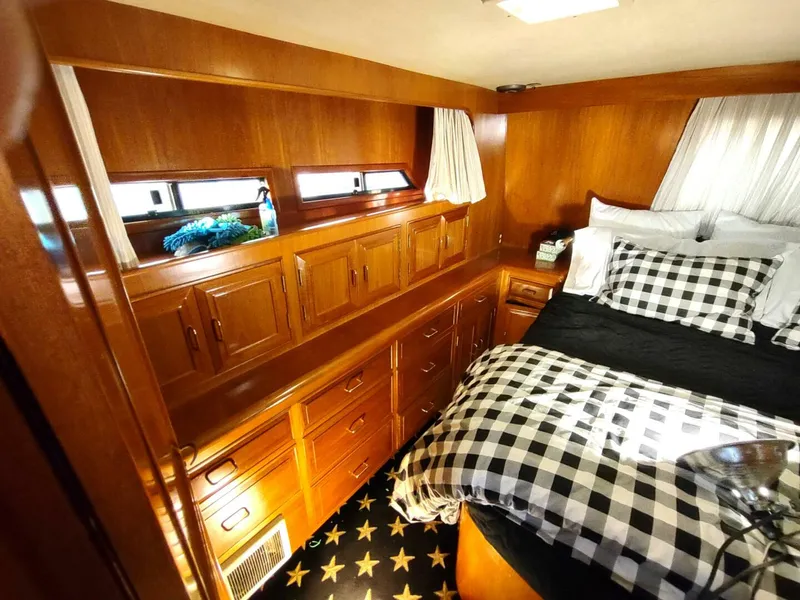 Slide: The Image of Ocean Alexander 44 1989 - 5653565