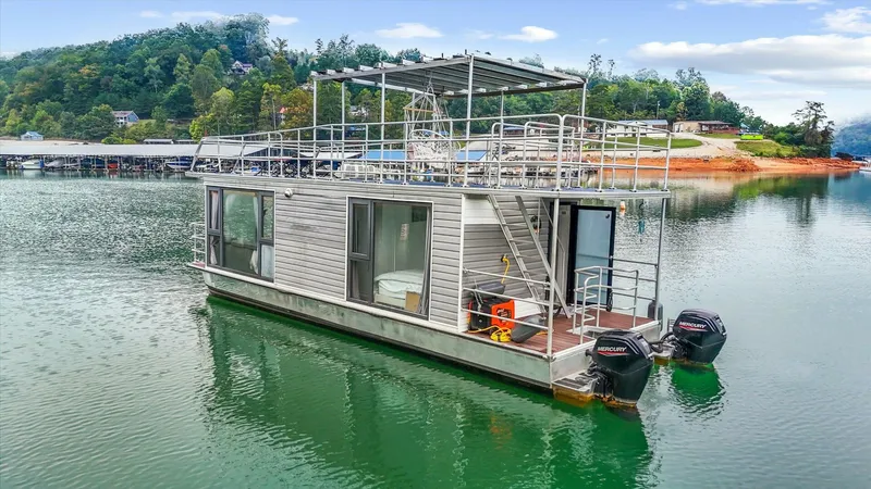 Slide: The Image of Custom Gospel 36 2024 - 5665976