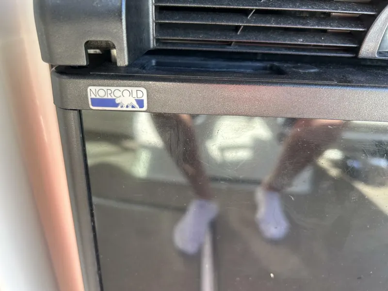 Slide: The Image of Sea Ray 270 SLX 2013 - 5664090