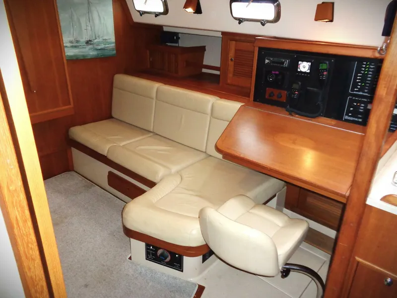 Slide: The Image of Island Packet 420 2002 - 5661290