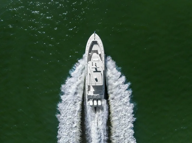 Slide: The Image of HCB 42 Lujo 2023 - 5772975