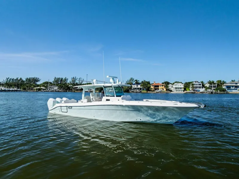 Slide: The Image of HCB 42 Lujo 2023 - 5772951