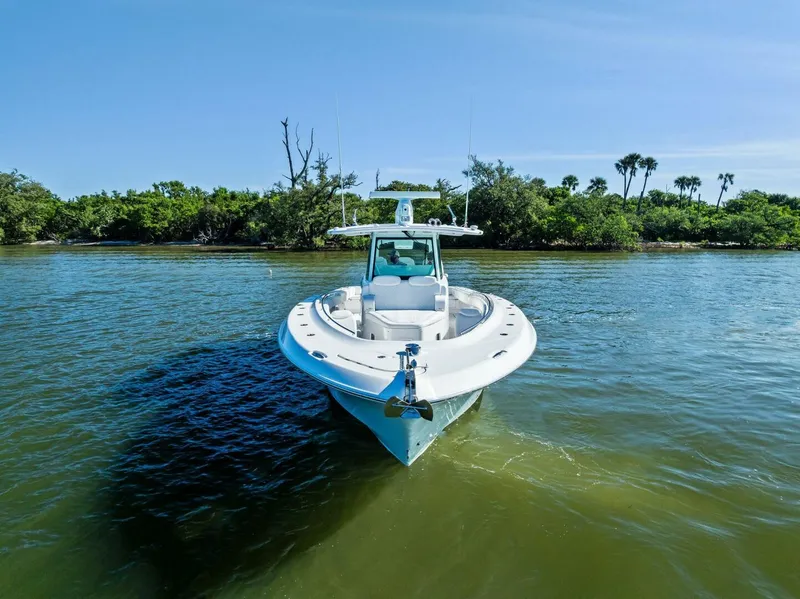 Slide: The Image of HCB 42 Lujo 2023 - 5772954