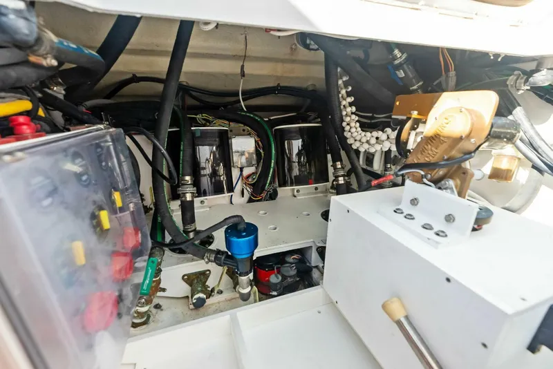 Slide: The Image of HCB 42 Lujo 2023 - 5773036