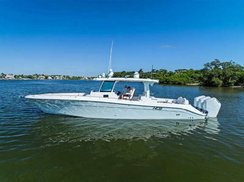 Slide: The Image of HCB 42 Lujo 2023 - 5772955