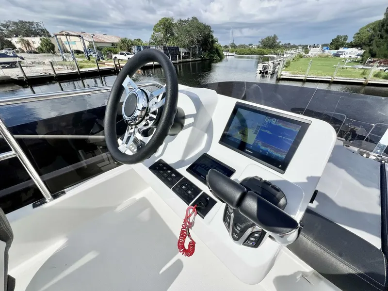 Slide: The Image of Jeanneau NC 1095 Fly 2025 - 5660123