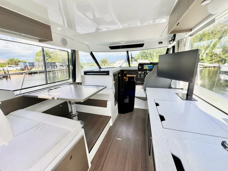 Slide: The Image of Jeanneau NC 1095 Fly 2025 - 5660111