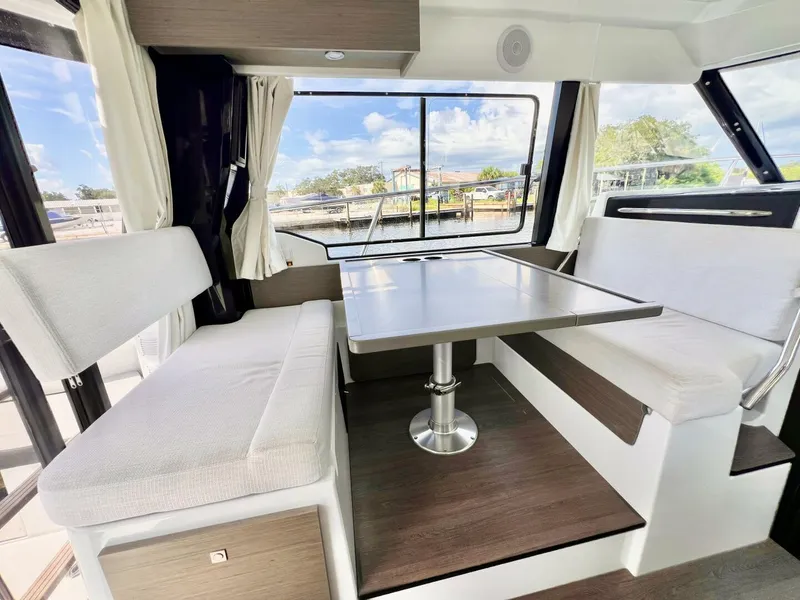 Slide: The Image of Jeanneau NC 1095 Fly 2025 - 5660112