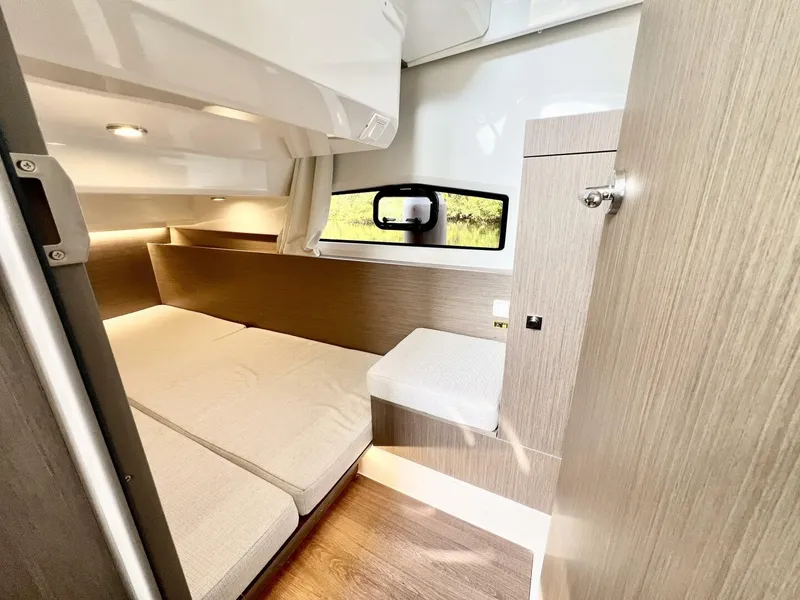 Slide: The Image of Jeanneau NC 1095 Fly 2025 - 5660104