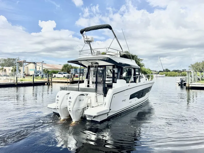 Slide: The Image of Jeanneau NC 1095 Fly 2025 - 5660126