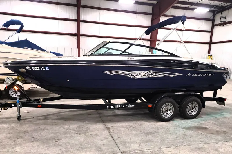 The Image of Side View - Port 2014 Monterey 204 FSX -RGFMC688E314 - 5660164