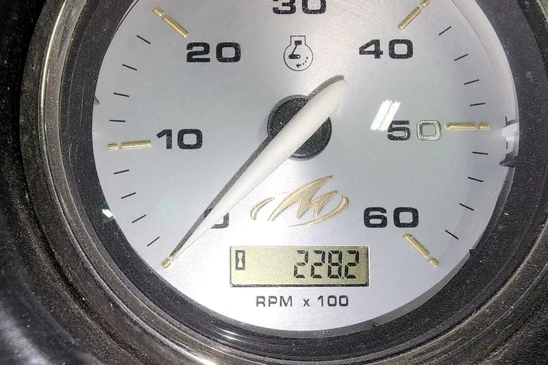 Slide: The Image of Engine Hours 2014 Monterey 204 FSX -RGFMC688E314 - 5660319