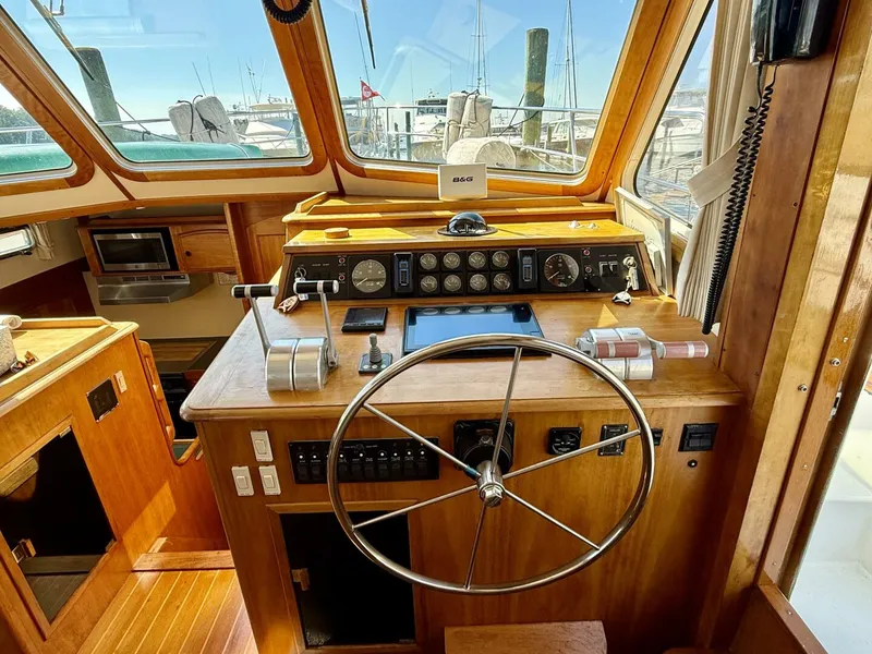 Slide: The Image of Sabre Sabreline 47 1997 - 5660446