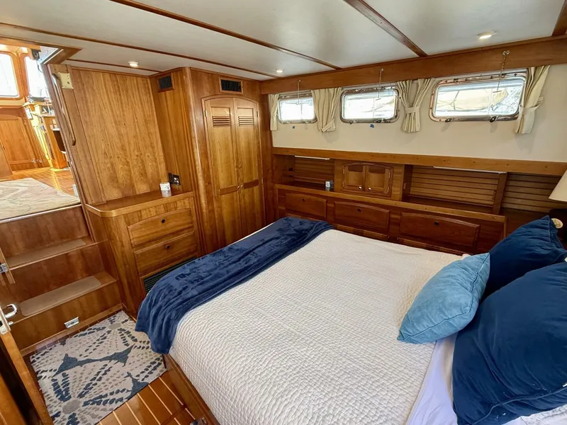 Slide: The Image of Sabre Sabreline 47 1997 - 5660404