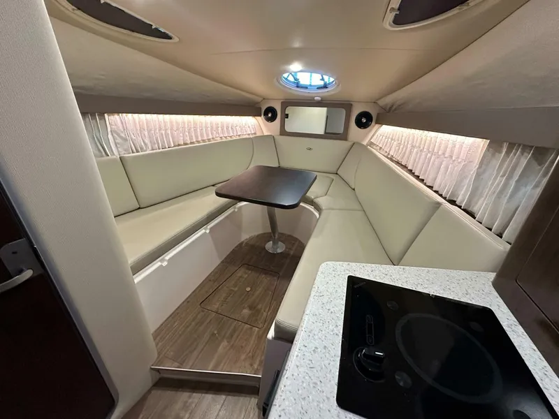 Slide: The Image of Regal 28 Express 2018 - 5660693