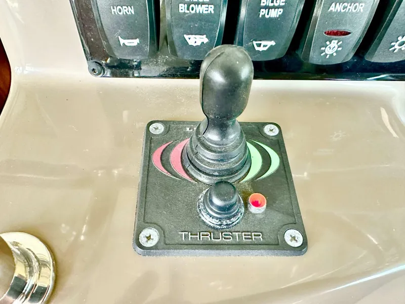 Slide: The Image of Regal 28 Express 2018 - 5660690