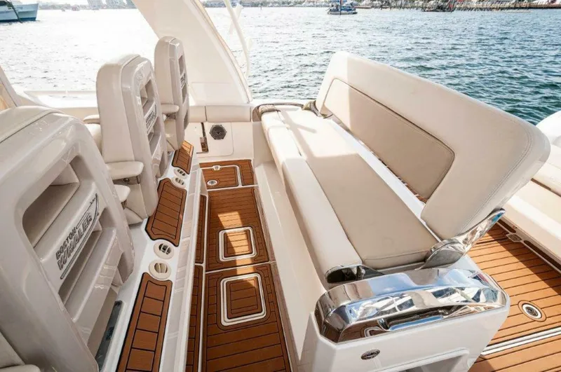 Slide: The Image of 2018 42 Boston Whaler 420 Outrage The Tyder II Companion Seating (2) - 5661215