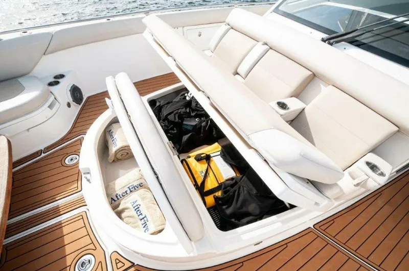 Slide: The Image of 2018 42 Boston Whaler 420 Outrage The Tyder II Bow (3) - 5661221