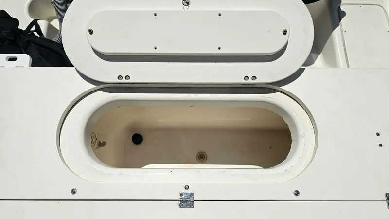 Slide: The Image of Pursuit 3070 Offshore Express 2004 - 5661026