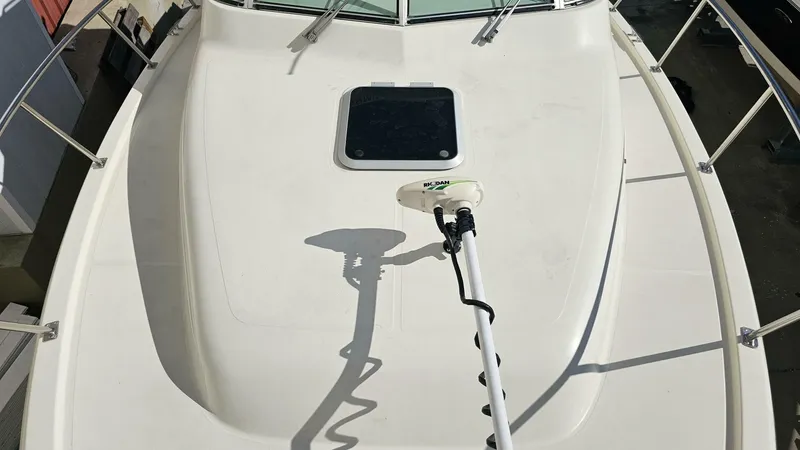 Slide: The Image of Pursuit 3070 Offshore Express 2004 - 5661015