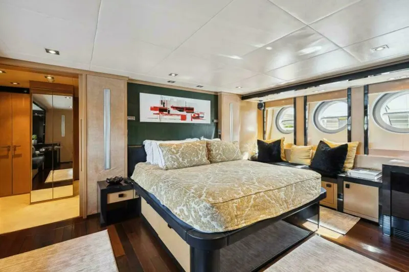 Slide: The Image of Palmer Johnson 124 2007 - 5661562