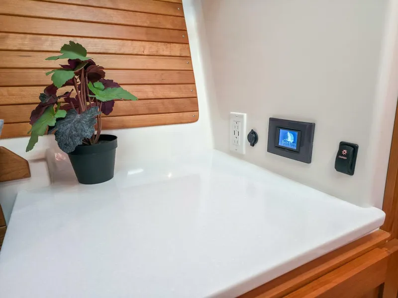 Slide: The Image of Back Cove 412 2027 - 5661812