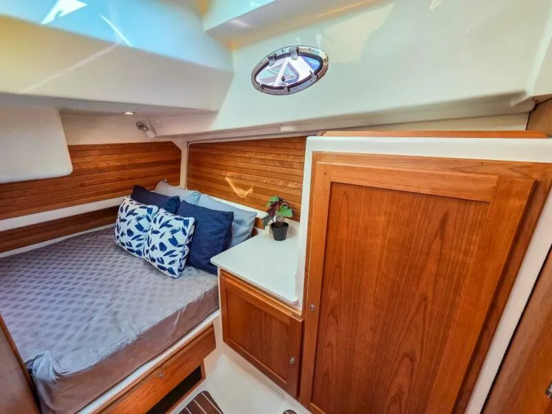 Slide: The Image of Back Cove 412 2027 - 5662320