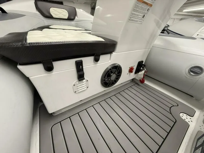 Slide: The Image of Highfield Sport 330 2025 - 5662478