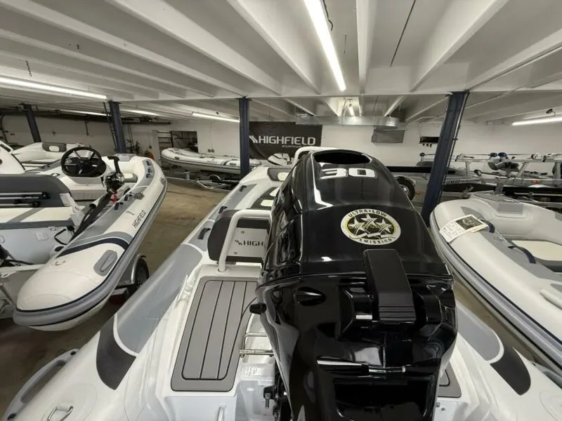 Slide: The Image of Highfield Sport 330 2025 - 5662482