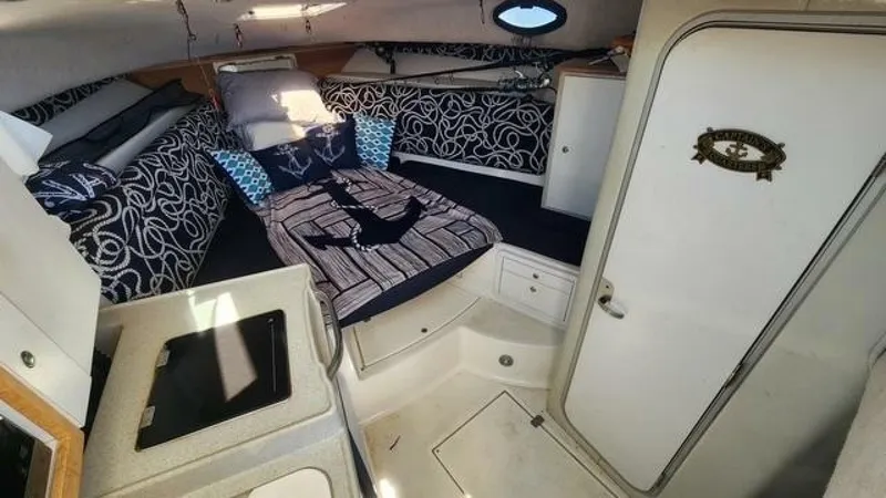 Slide: The Image of V Berth - 5662685