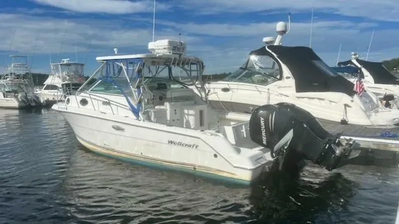 Slide: The Image of Dockside Transom View Port - 5666168