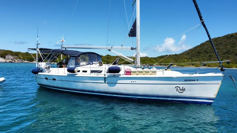 The Image of Hunter 44 Aft Cockpit 2004 - 5662922