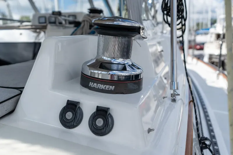 Slide: The Image of Passport Vista 545 Center Cockpit 2018 - 5675788