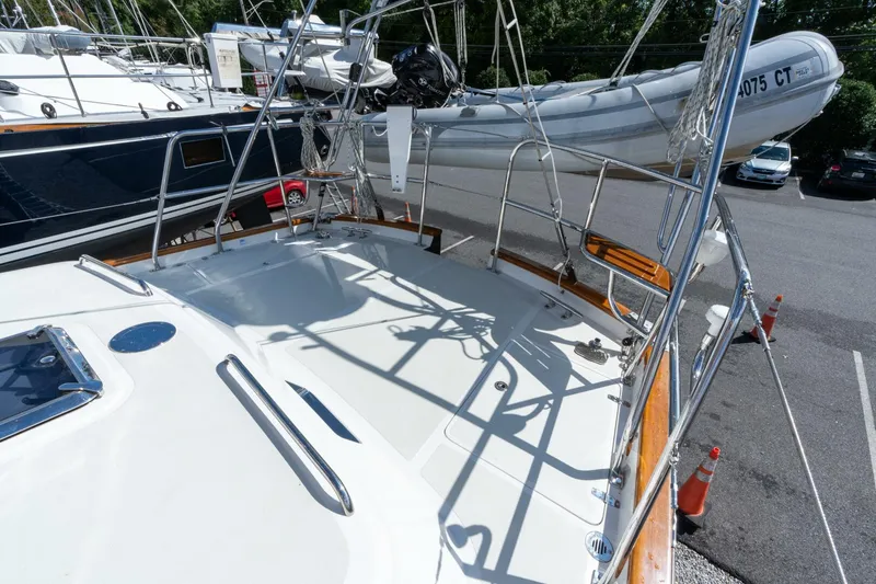 Slide: The Image of Passport Vista 545 Center Cockpit 2018 - 5675764