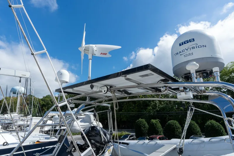 Slide: The Image of Passport Vista 545 Center Cockpit 2018 - 5675766