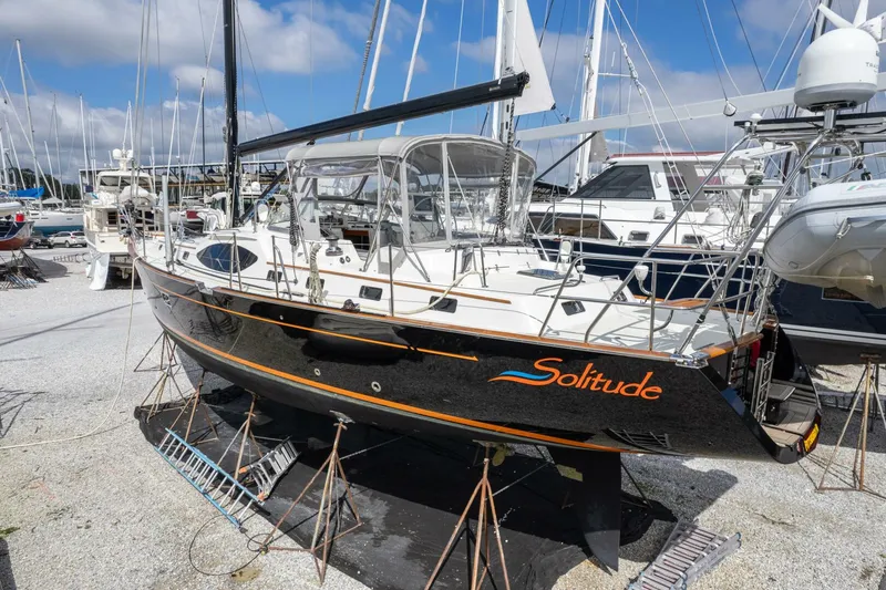 Slide: The Image of Passport Vista 545 Center Cockpit 2018 - 5675845