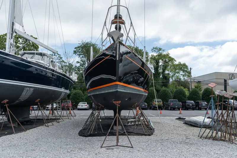 Slide: The Image of Passport Vista 545 Center Cockpit 2018 - 5675834