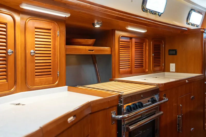 Slide: The Image of Passport Vista 545 Center Cockpit 2018 - 5675733