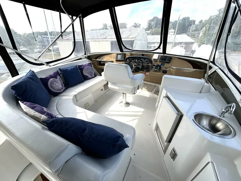 Slide: The Image of Carver 396 Motor Yacht 2003 - 5664138