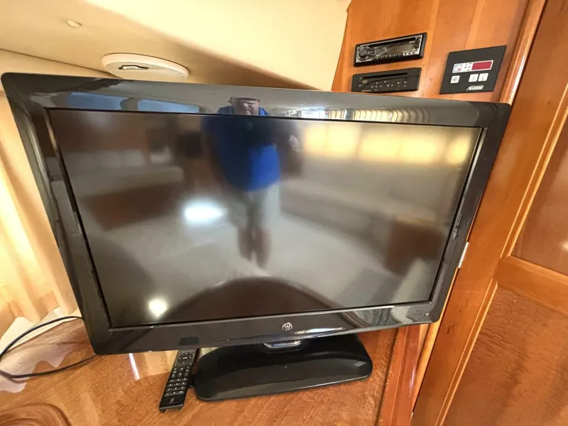 Slide: The Image of Carver 396 Motor Yacht 2003 - 5664155